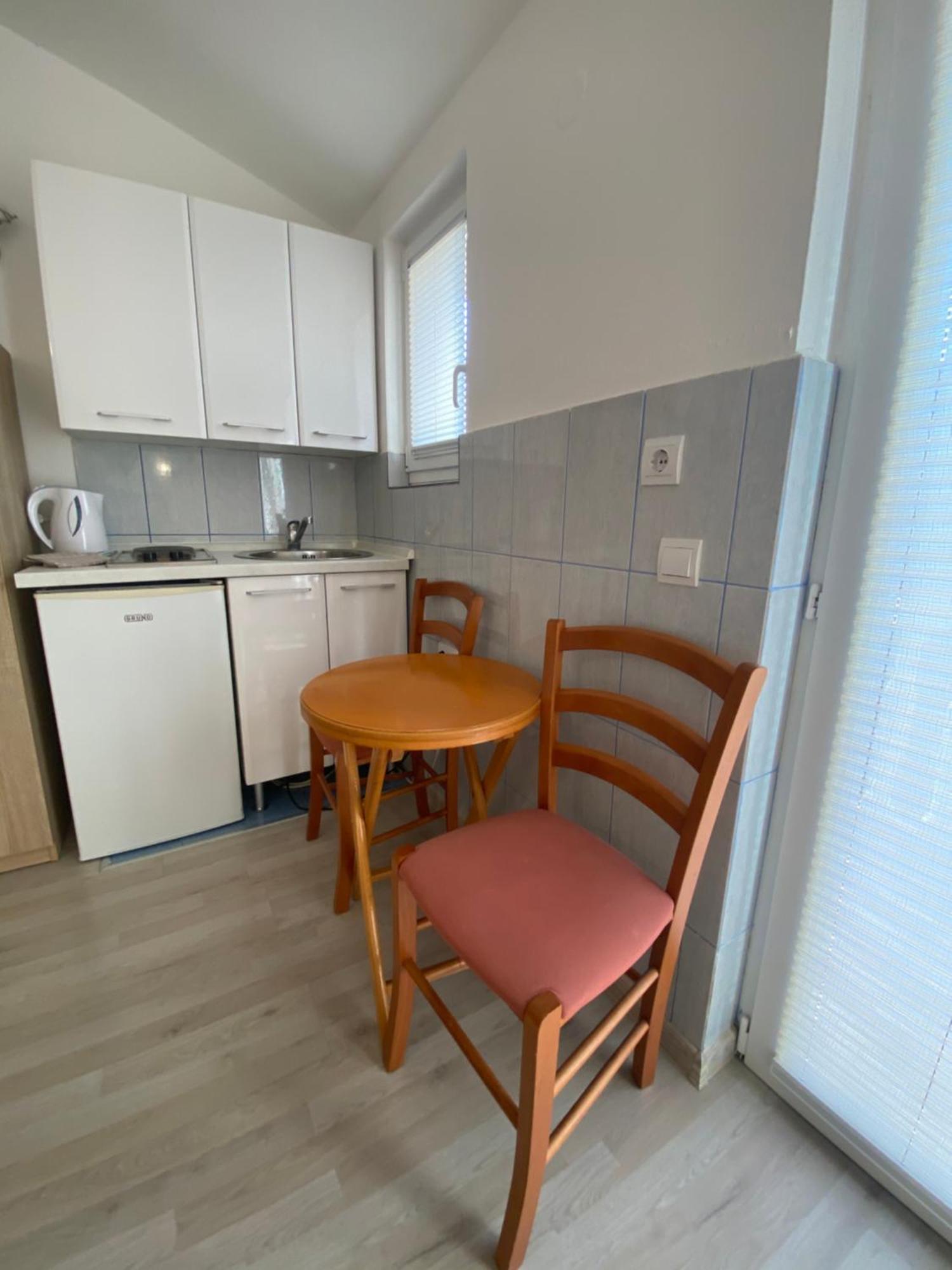 Guesthouse Apartments Cenic Бечичи Номер фото